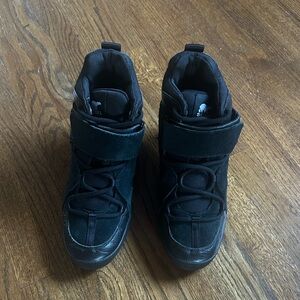 Sorel Black High-Top Shoes